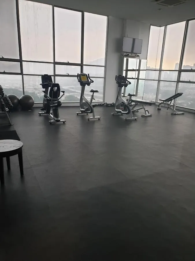 Apartment Kota Damansara: Homestay To You, Ikea, Tropicana, Giza, Segi Univ, Umscience&Tech Petaling Jaya
